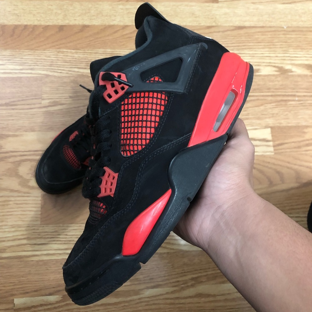 Jordan 4